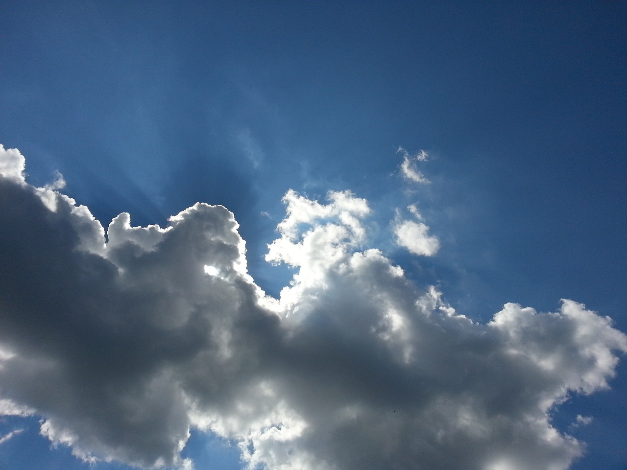 灵寿县城蓬勃发展新面貌,最新动态概览